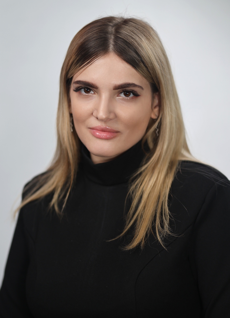 Гусева Альбина Иминовна.